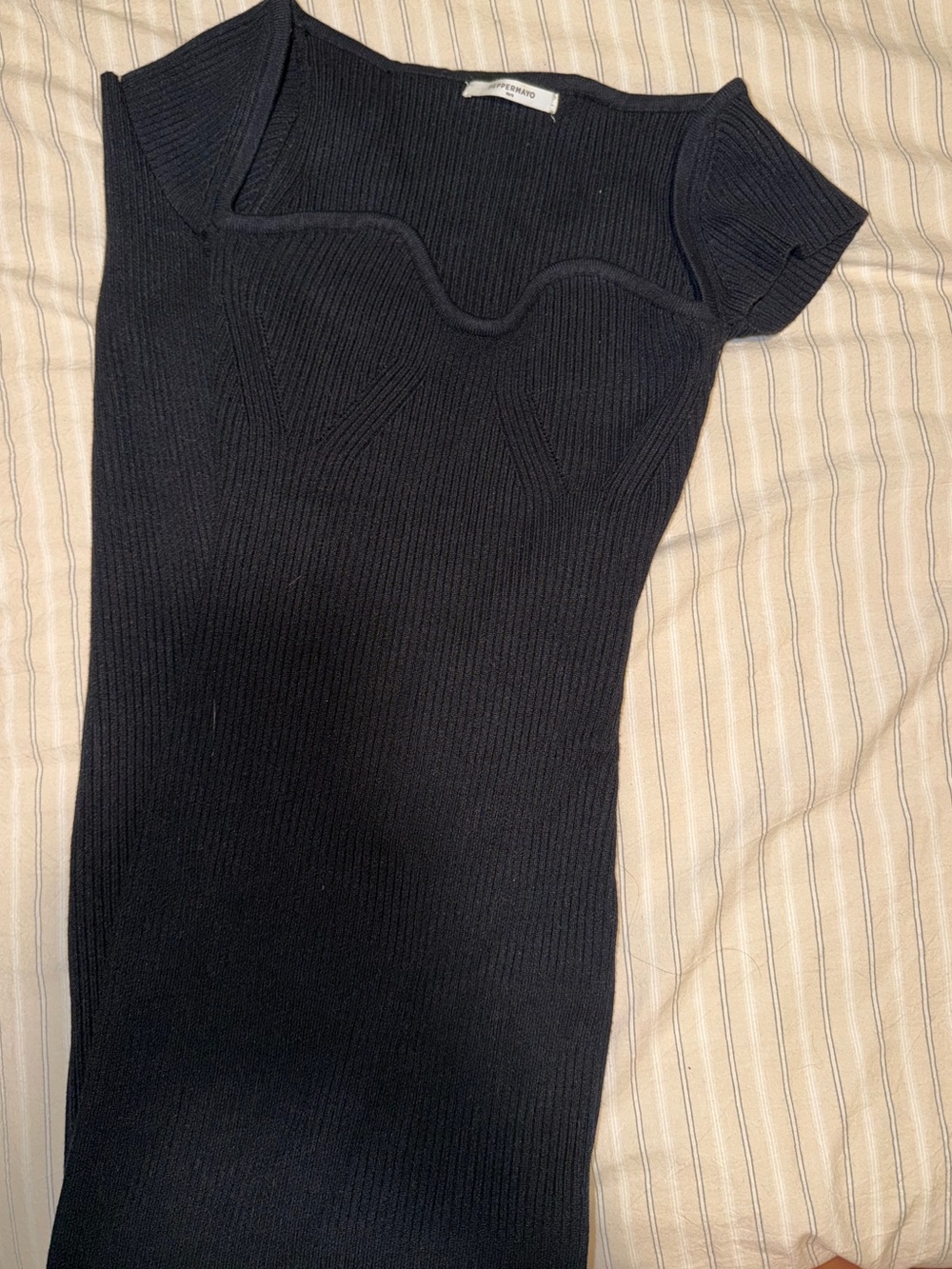 Black Ribbed Knit Sweetheart Neck Dress